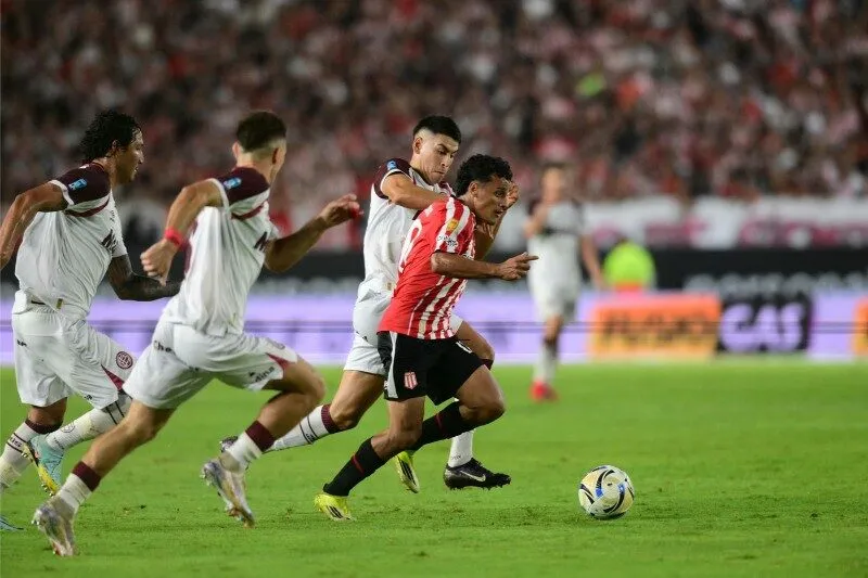 Lanus có thể nhận cú sốc trước Estudiantes